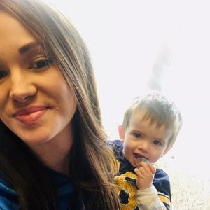 Meet your Posher, Caitlin